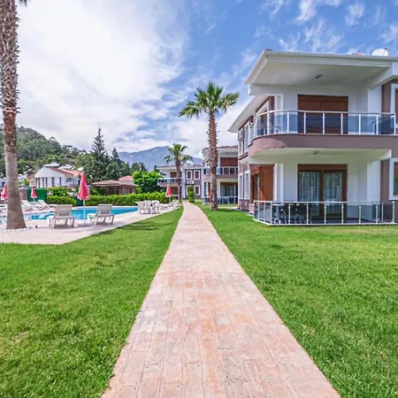 Villa Pak Villam *